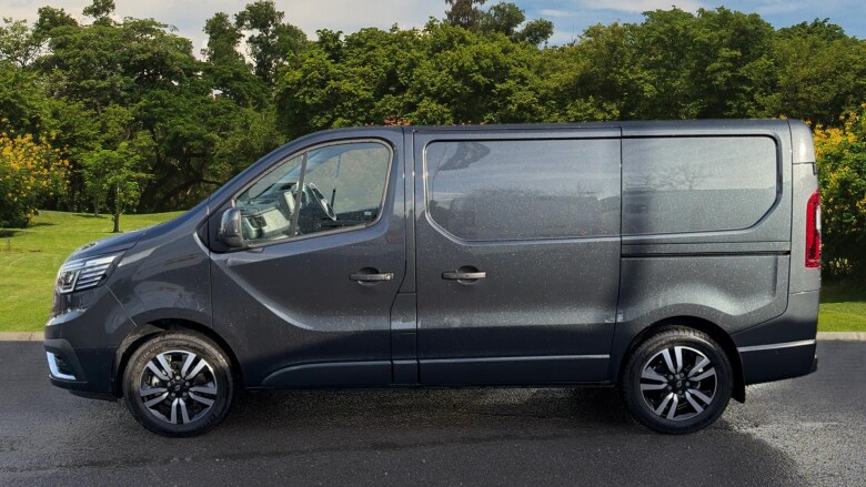 Renault Trafic Swb Diesel SL30 Blue dCi 170 Extra Sport [Safety] Van EDC